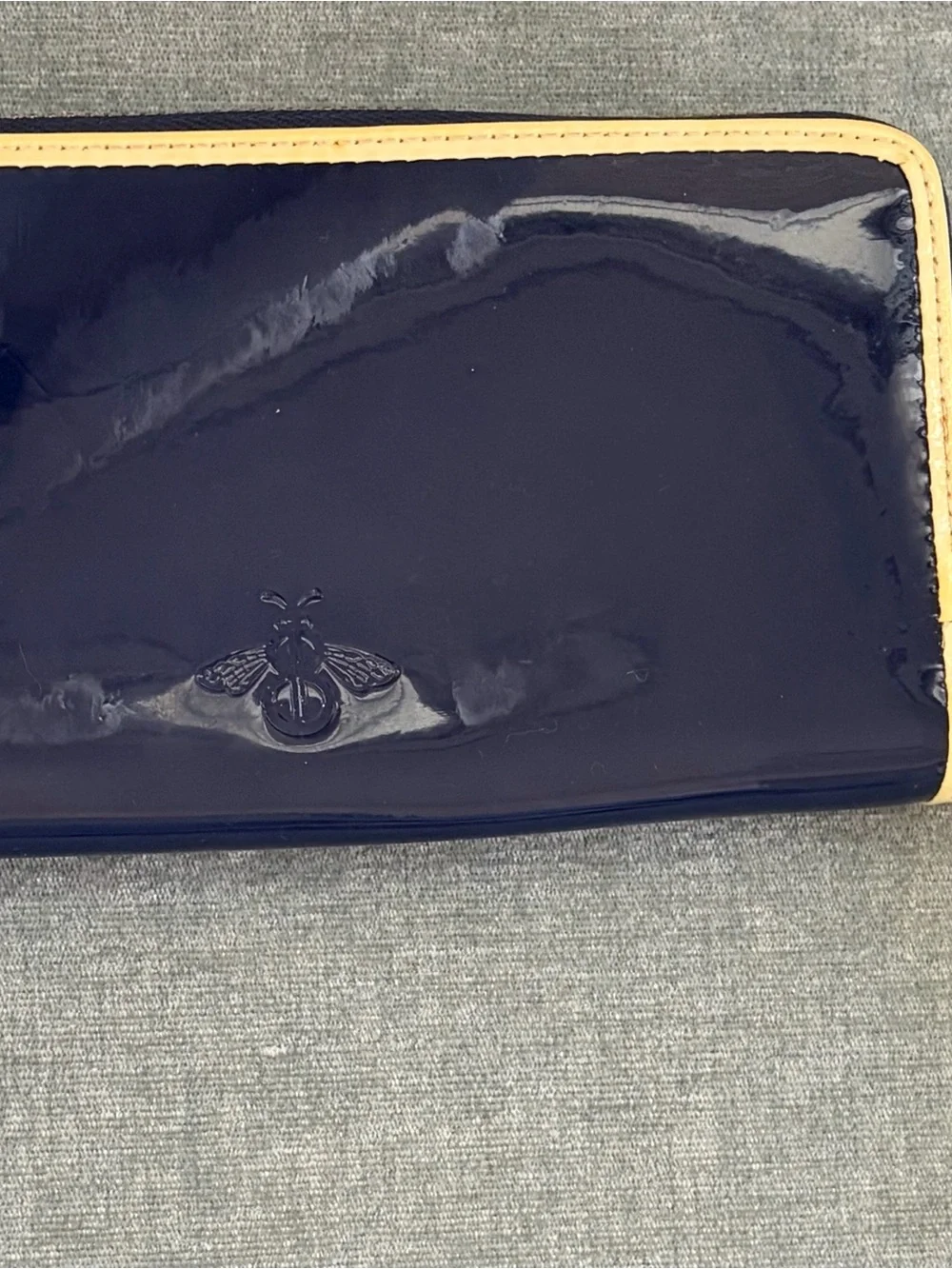 Bee sleek navy